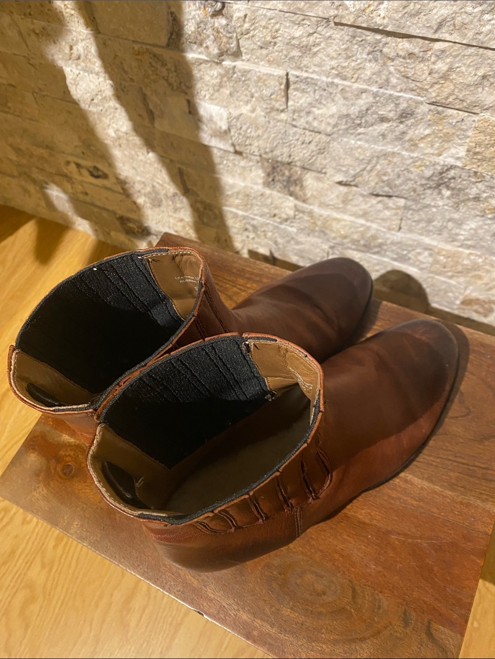 UGG Collection Chelsea Boot - Picture 10 of 13